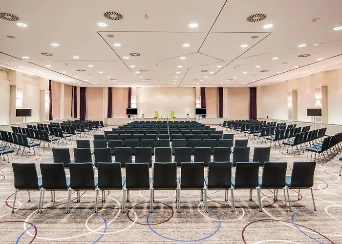 Crowne Plaza Centre Ku'damm By Ihg 4*