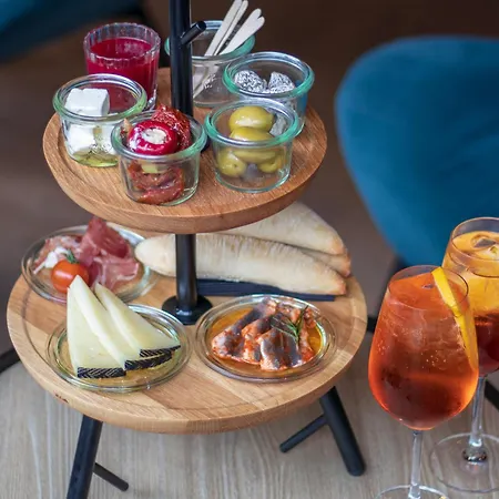 Szálloda Crowne Plaza Centre Ku'damm By Ihg 4*