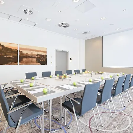 Crowne Plaza Centre Ku'damm By Ihg Hotell