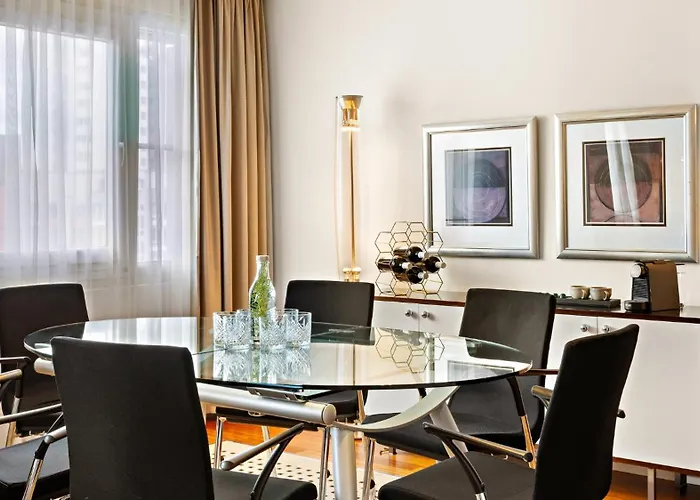 Crowne Plaza Centre Ku'damm By Ihg 4*