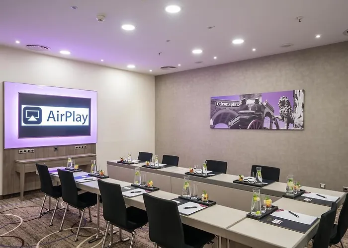 Crowne Plaza Centre Ku'damm By Ihg Hotell 4*