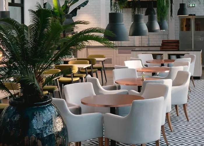 Crowne Plaza Centre Ku'damm By Ihg 4*