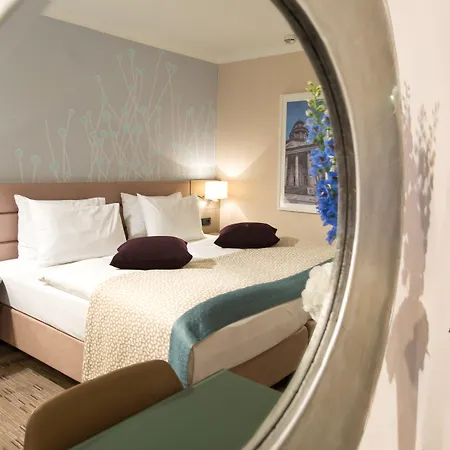 Crowne Plaza Centre Ku'damm By Ihg Szálloda 4*