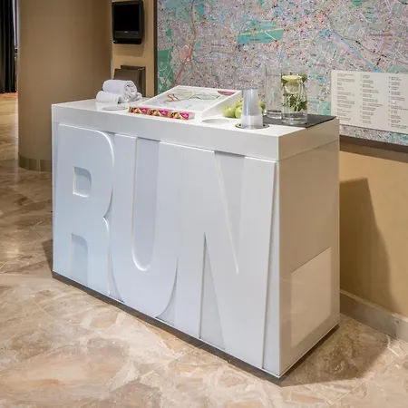 Crowne Plaza Centre Ku'damm By Ihg Hotel 4*