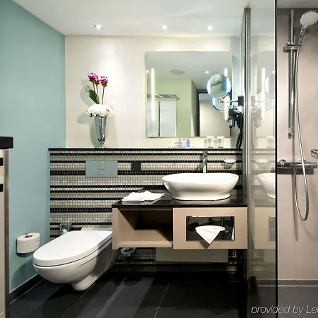 Crowne Plaza Centre Ku'damm By Ihg Hotel 4*