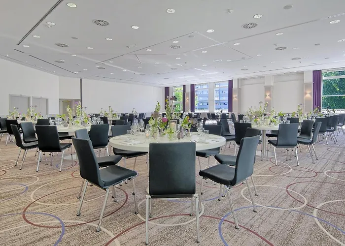 Crowne Plaza Centre Ku'damm By Ihg 4* ברלין